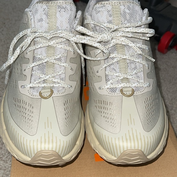 Brand New!!! Merrell 8.5 (fits traditional women’s 9.) - Picture 5 of 5